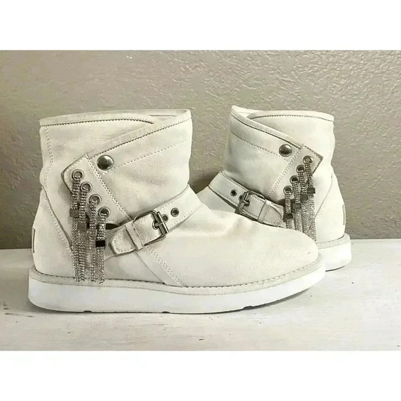 Ugg W karisa everlasting size 6 US Women Winter Boots - Picture 2 of 8